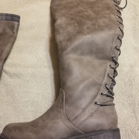 JustFab Shoes - Just Fab Riding Boots size 5.5